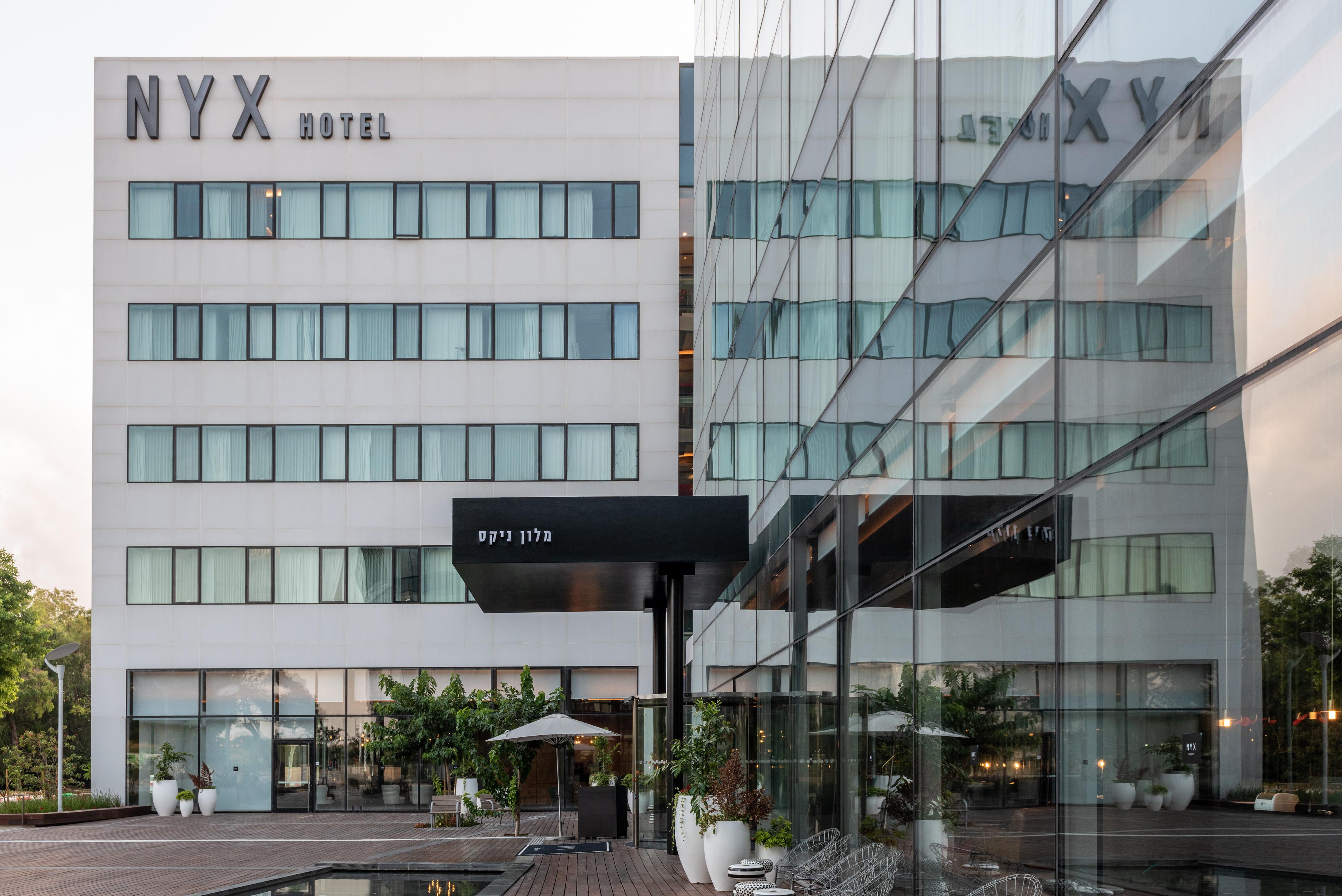Nyx Herzelia Exterior foto